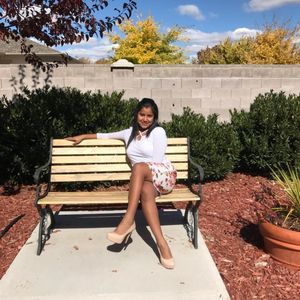 Meet your Posher, Ester